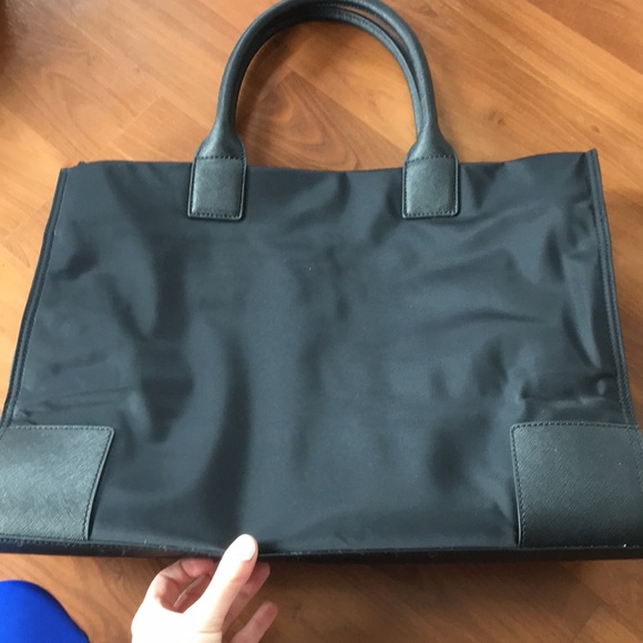 Tory Burch tote - Picture 2 of 4